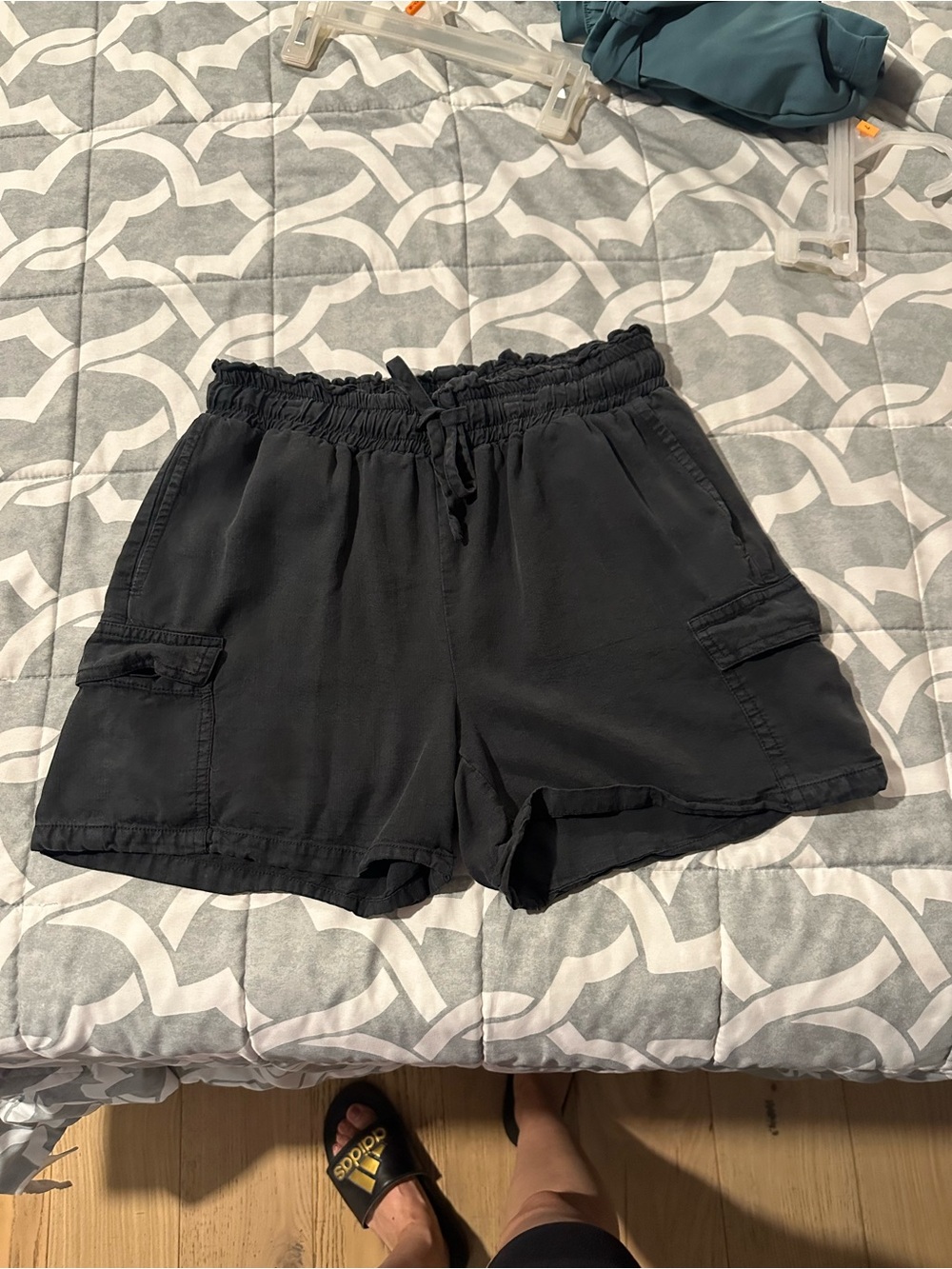 Thread & Supply Black Elastic Waist Cargo Shorts
